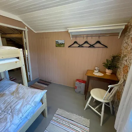Holiday home Storhella - Med Fantastisk Beliggenhet *