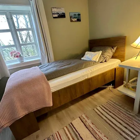 Holiday home Storhella - Med Fantastisk Beliggenhet Sennesvik