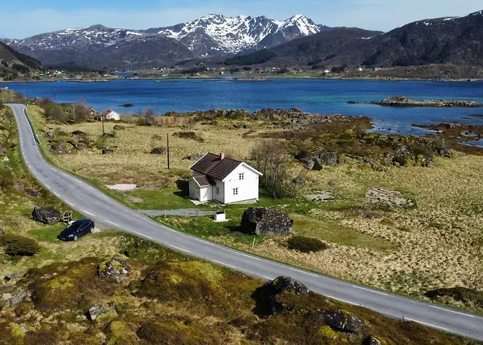 Storhella - Med Fantastisk Beliggenhet * Sennesvik